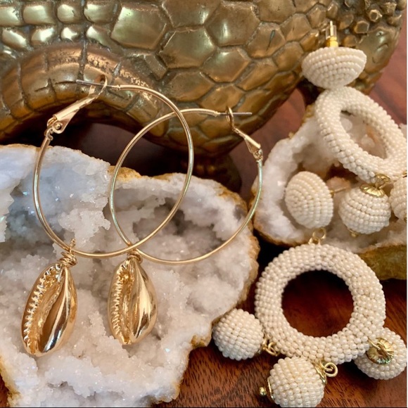 Last one! Beaded Drop Earrings in Ivory - Picture 3 of 4